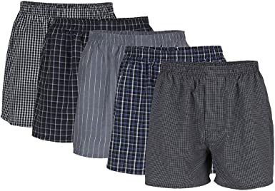 loose boxers teenage guys wear to bed